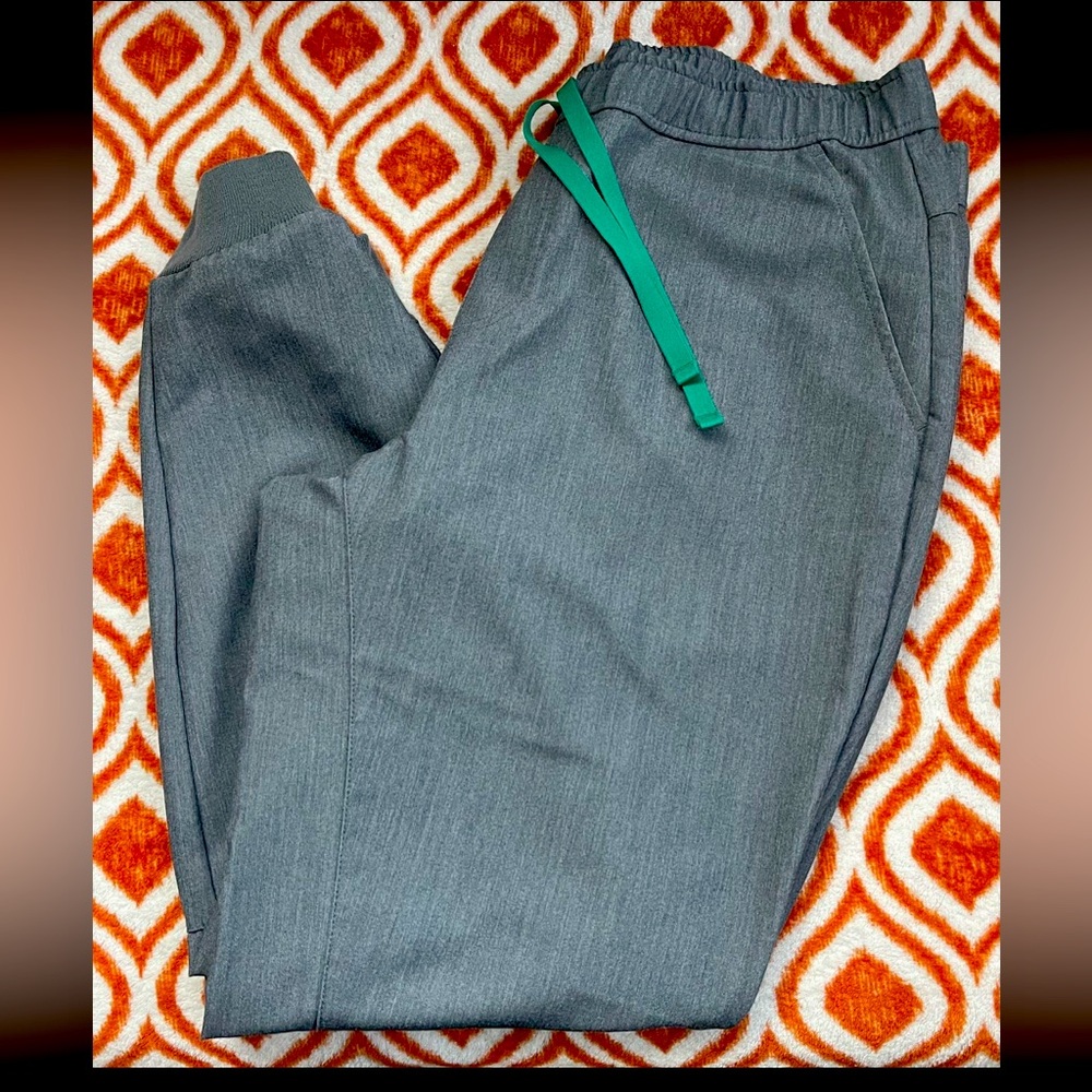 Men’s Fig Jogger Scrub Pants LARGE SHORT